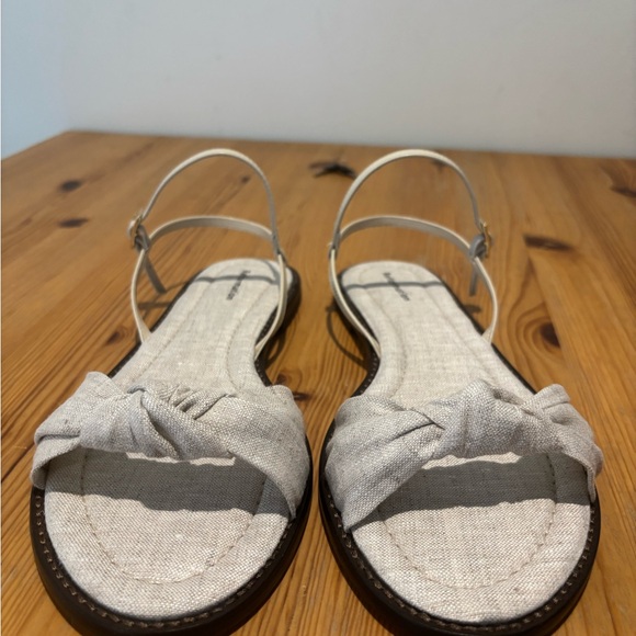 Brand New Reformation Cassidy Flat Knotted Sandals - Picture 3 of 10